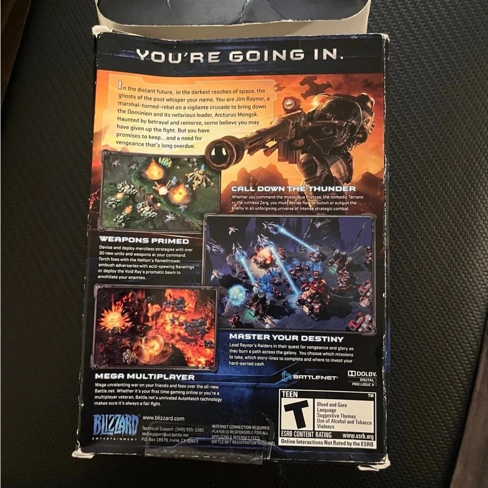 StarCraft II: Wings of Liberty PC Game - Black and Blue
